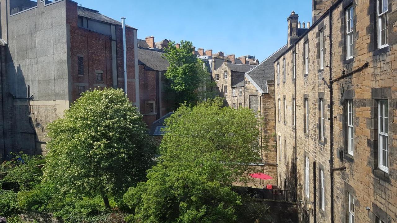 Stylish Central Edinburgh Apartment Eksteriør billede